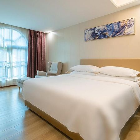 Vienna Hotel Zhuhai Xiangzhou Bus Station Екстериор снимка