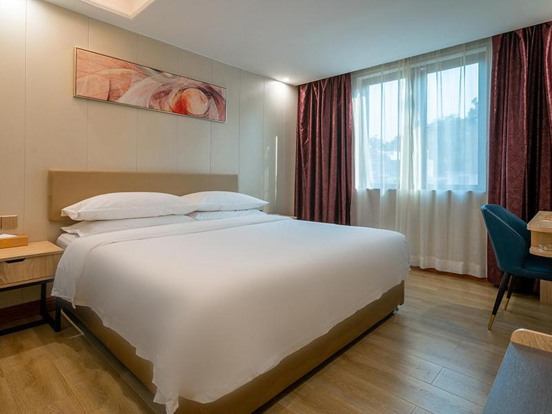 Vienna Hotel Zhuhai Xiangzhou Bus Station Екстериор снимка