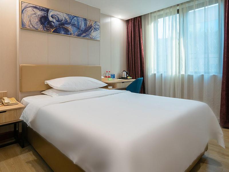 Vienna Hotel Zhuhai Xiangzhou Bus Station Екстериор снимка